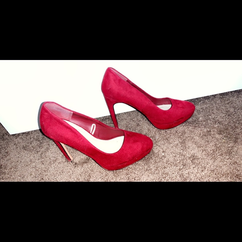 Sexy red heels